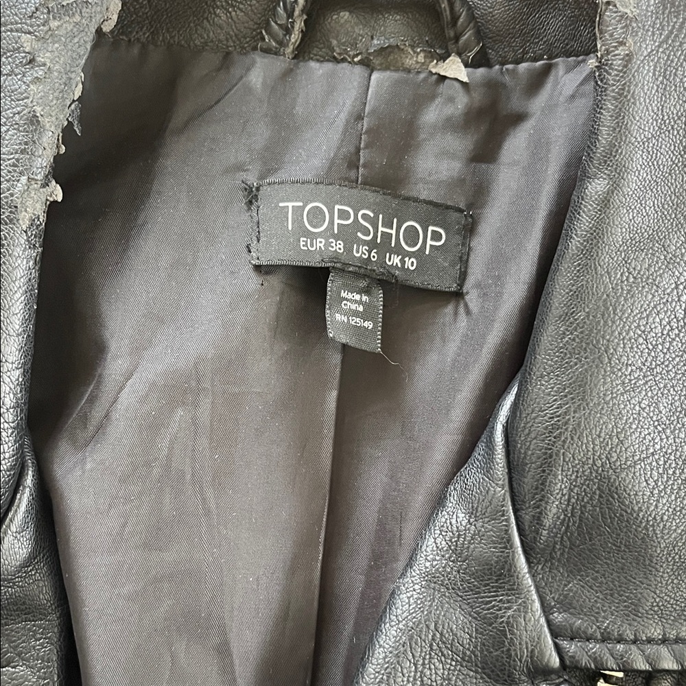 Topshop Black faux leather Moto Jacket - Picture 3 of 9